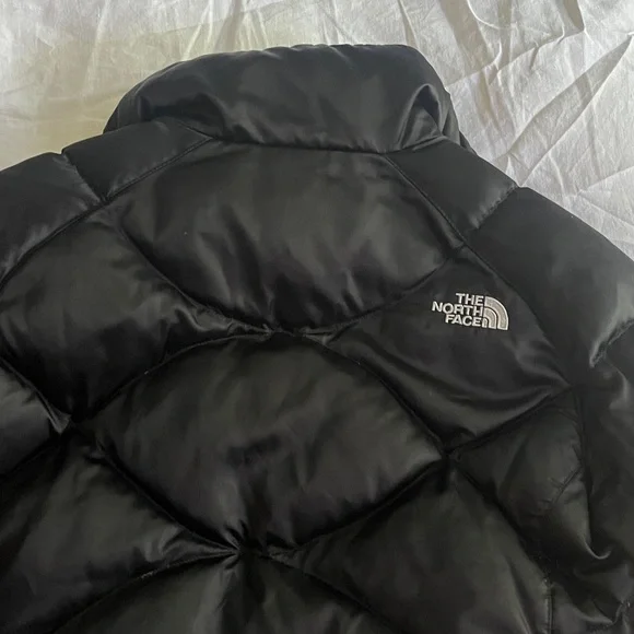 The North Face Quilted Black Jacket - Picture 5 of 6
